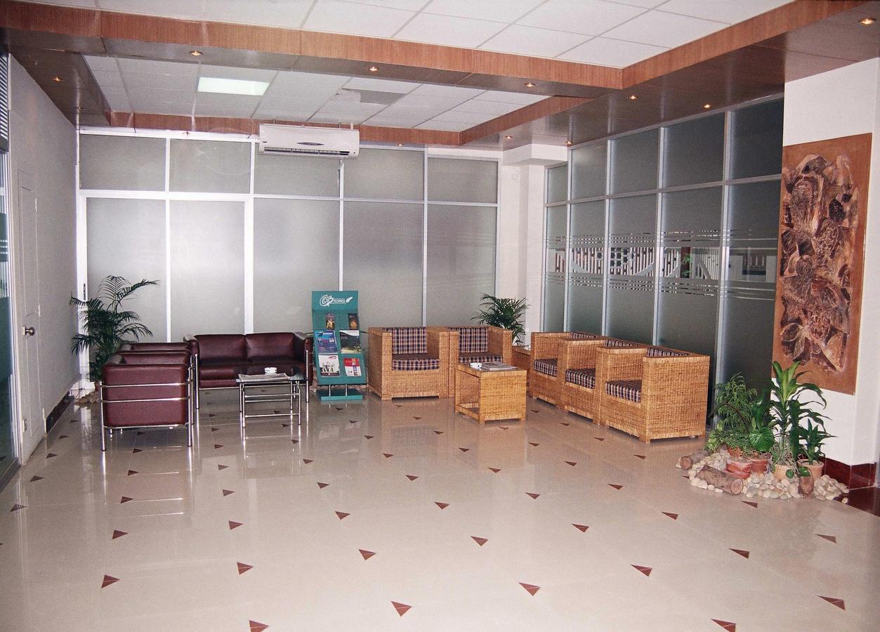 Hotel Uttara Dhaka Bagian luar foto